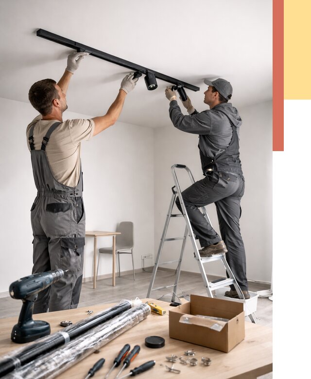 Установка трековых светильников в натяжной потолок в Северодвинске от 4251 руб. | ОТДЕЛОЧНИК-Свр